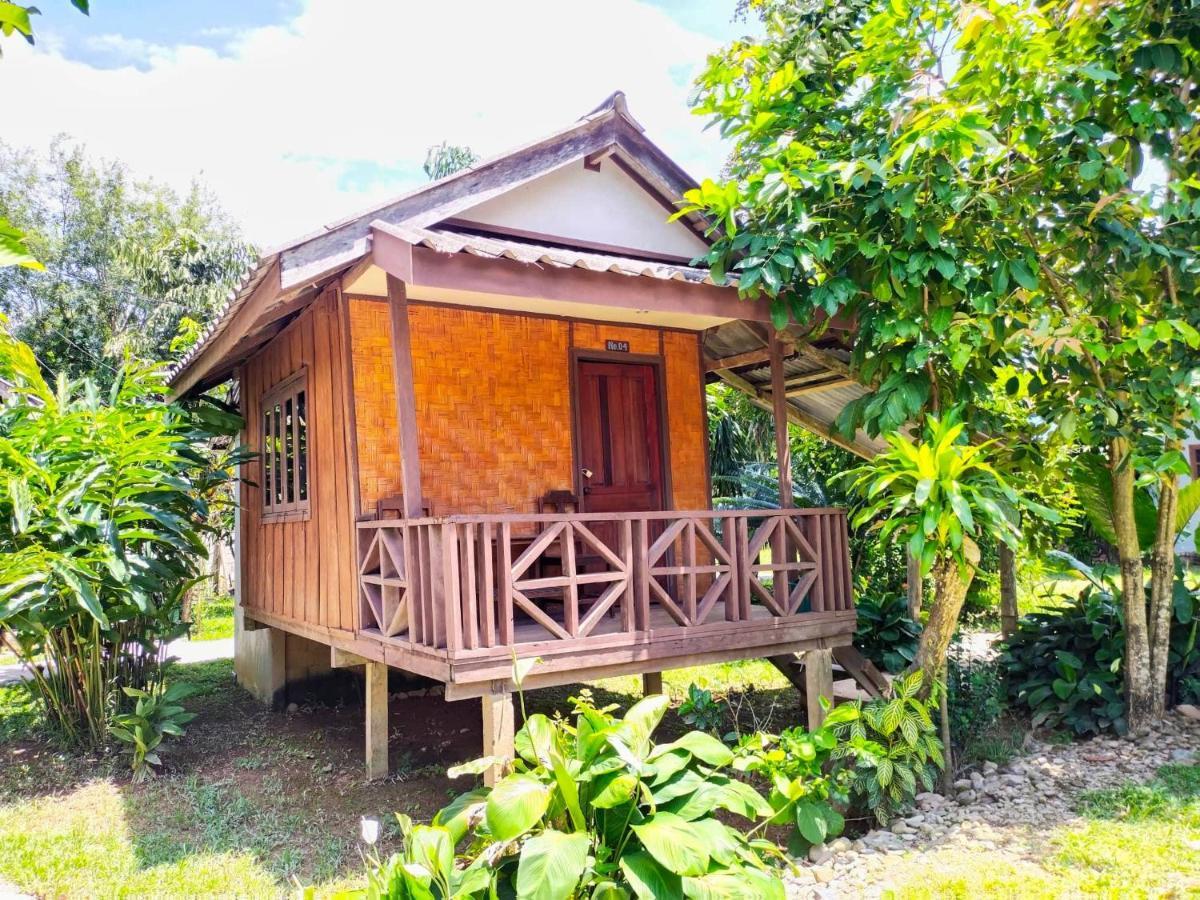 Pasanchai Bungalow Vang Vieng Esterno foto